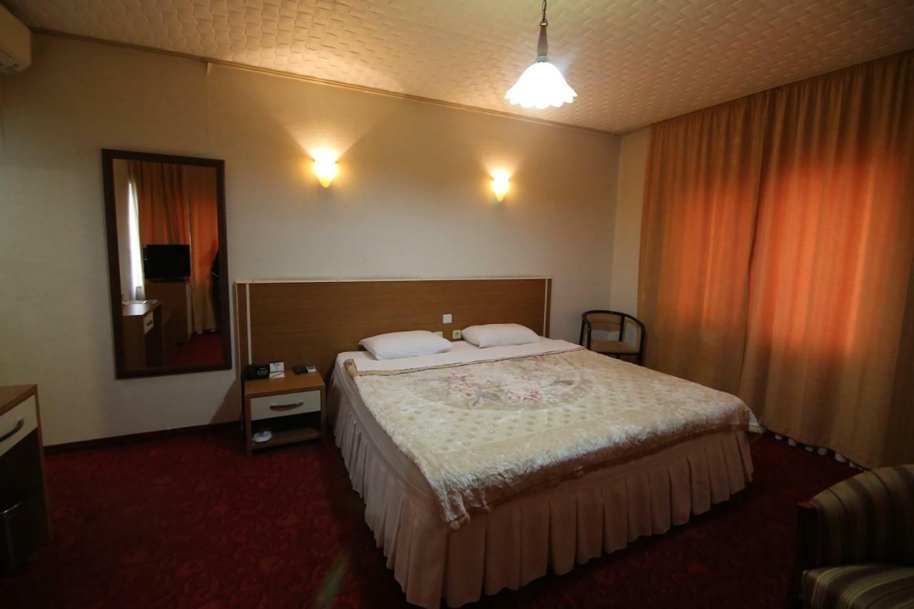 Aykut Palace Otel İskenderun Exterior foto